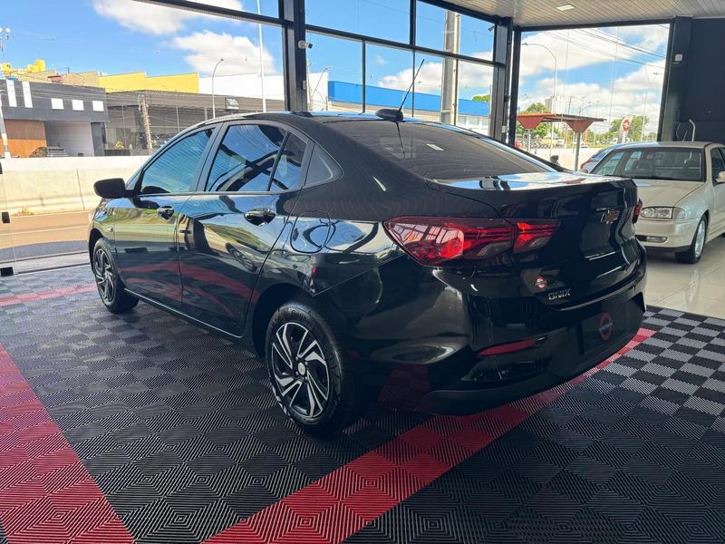 Chevrolet Onix Plus 10mt - foto 10