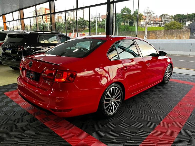 Volkswagen Jetta 2.0t - foto 10