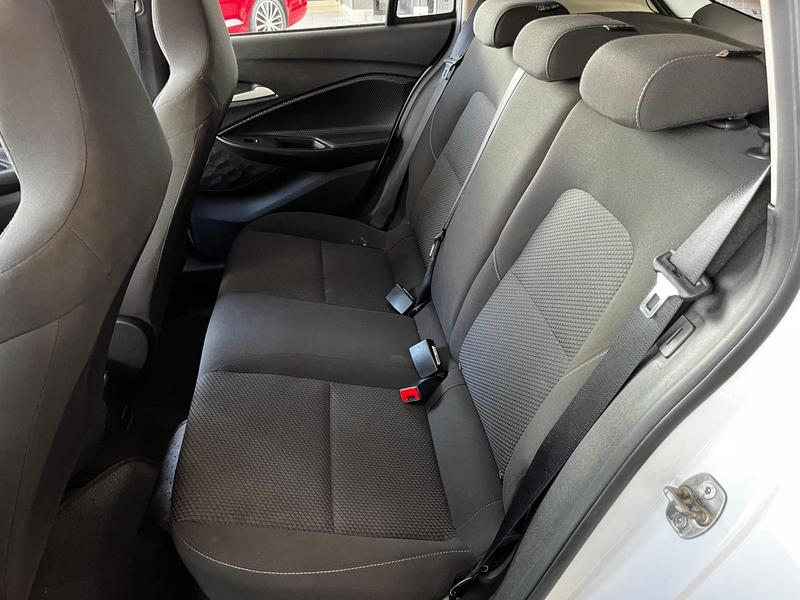 Chevrolet Onix 10mt - foto 7