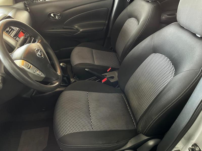 Nissan Versa 1.6 Sv - foto 5
