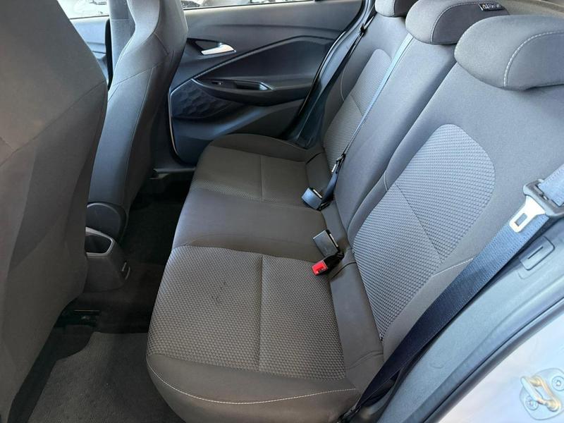 Chevrolet Onix 10mt - foto 7