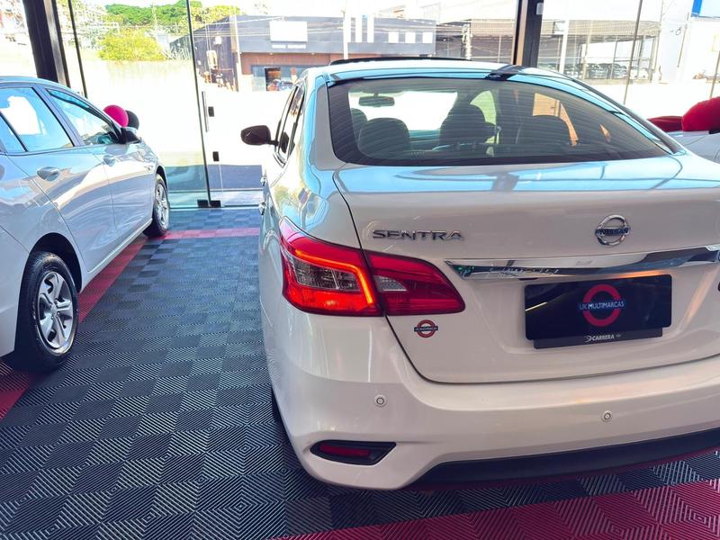 Nissan Sentra 20sl CVT - foto 8