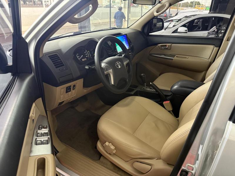 Toyota SW4 4x2sr - foto 5