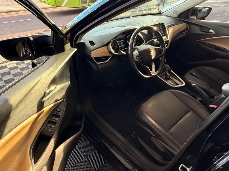 Chevrolet Onix Plus 10tat - foto 5
