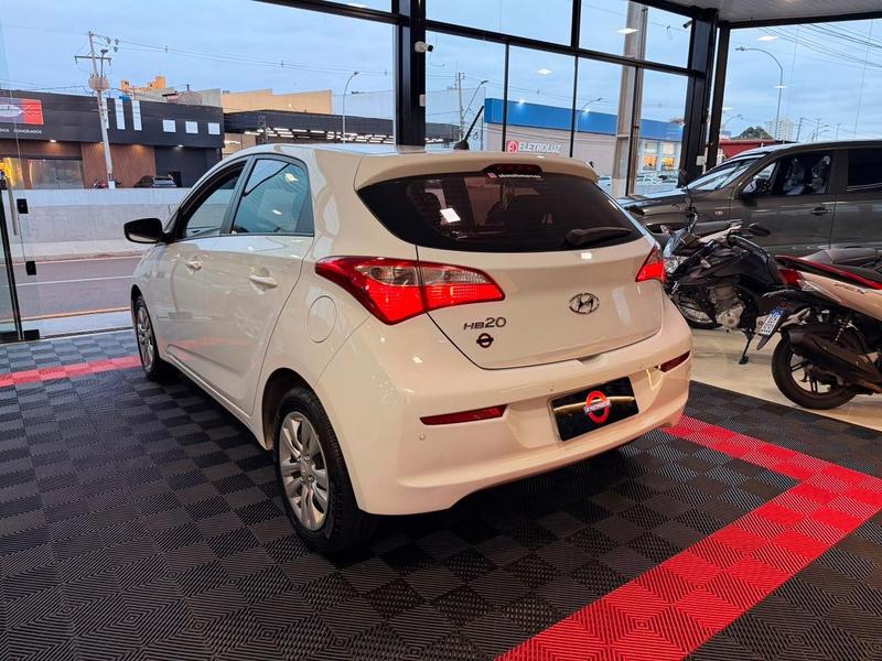 Hyundai HB20 10ta Comfort - foto 9