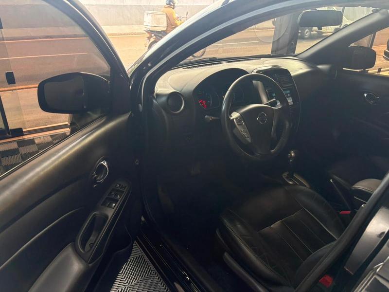 Nissan Versa 16sl CVT - foto 5
