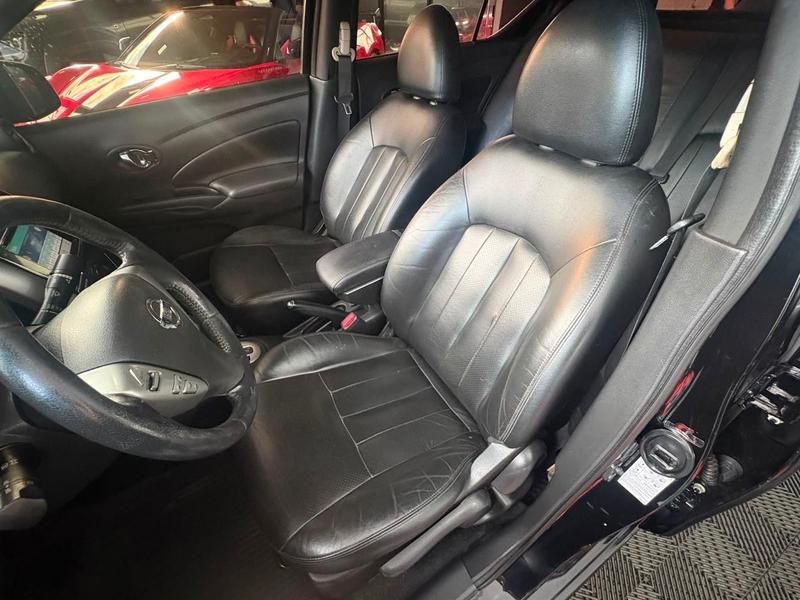 Nissan Versa 16sl CVT - foto 6