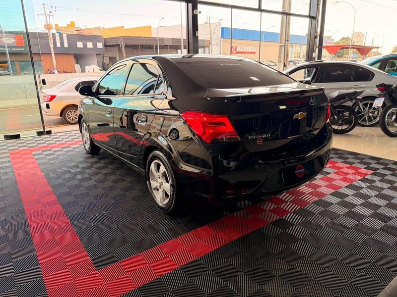 Chevrolet Prisma 14mt LT - foto 9