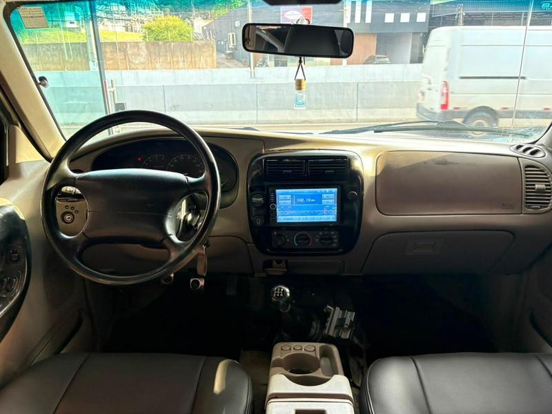 Ford Ranger XLT 13d - foto 3
