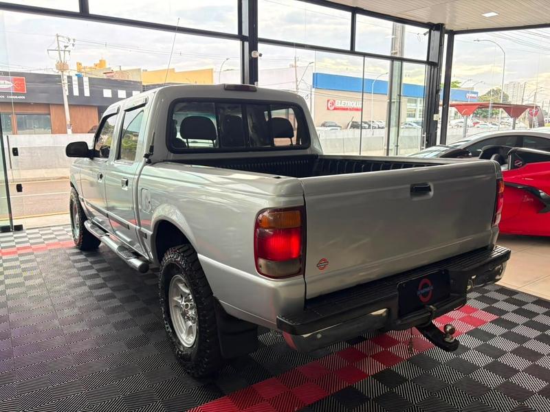Ford Ranger XLT 13d - foto 9