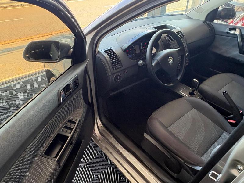 Volkswagen Polo 1.6 - foto 5