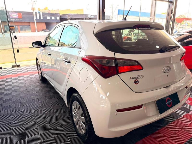 Hyundai HB20 10m Unique - foto 8