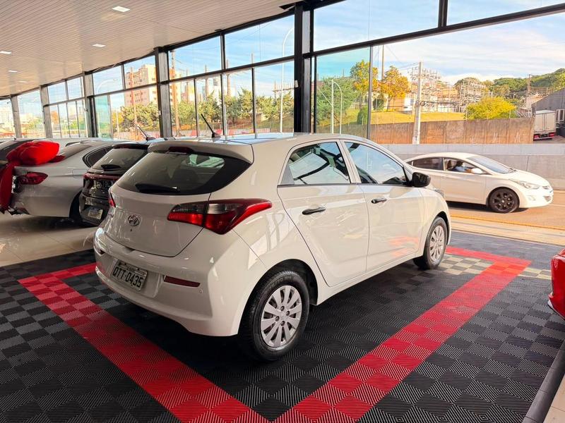Hyundai HB20 10m Unique - foto 10