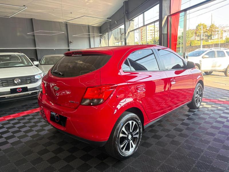 Chevrolet Onix 14mt LT - foto 10