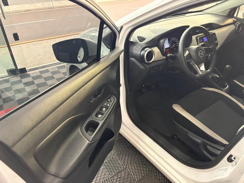 Nissan Versa Sense Mt - foto 5