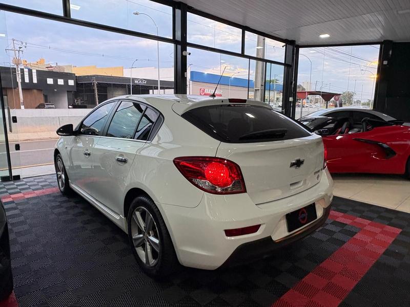 Chevrolet Cruze LT Hb - foto 9