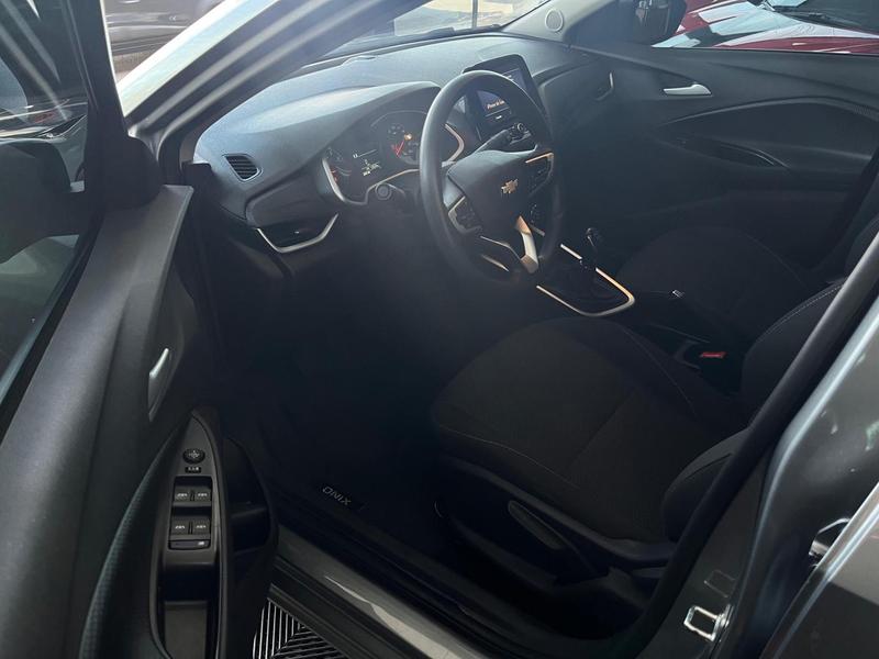 Chevrolet Onix 10mt - foto 5
