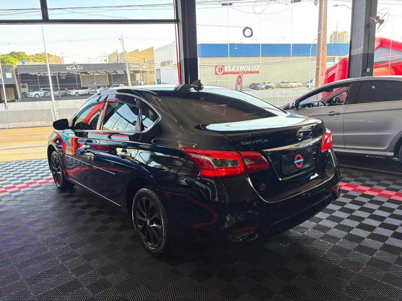 Nissan Sentra 20s CVT - foto 9