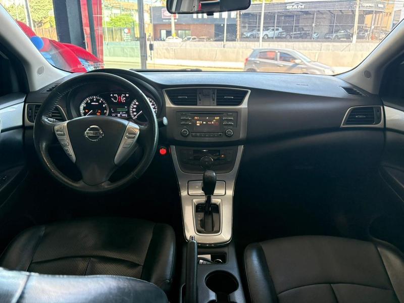 Nissan Sentra 20sv CVT - foto 3