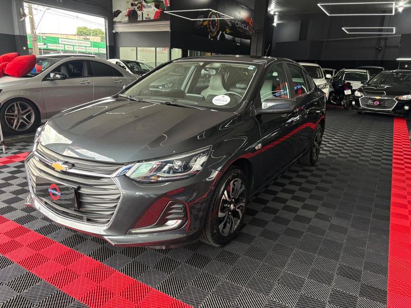 Chevrolet Onix Plus 10tat - foto 2