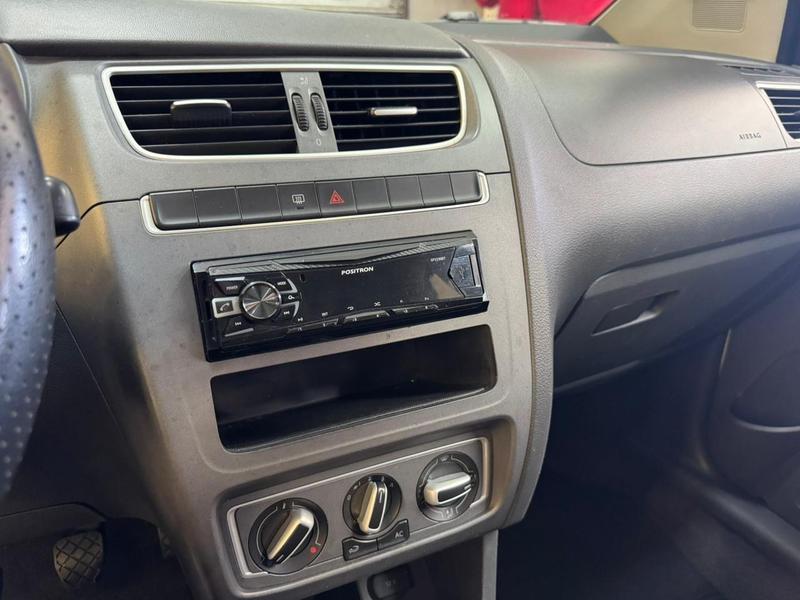 Volkswagen Fox 1.6 Gii - foto 6