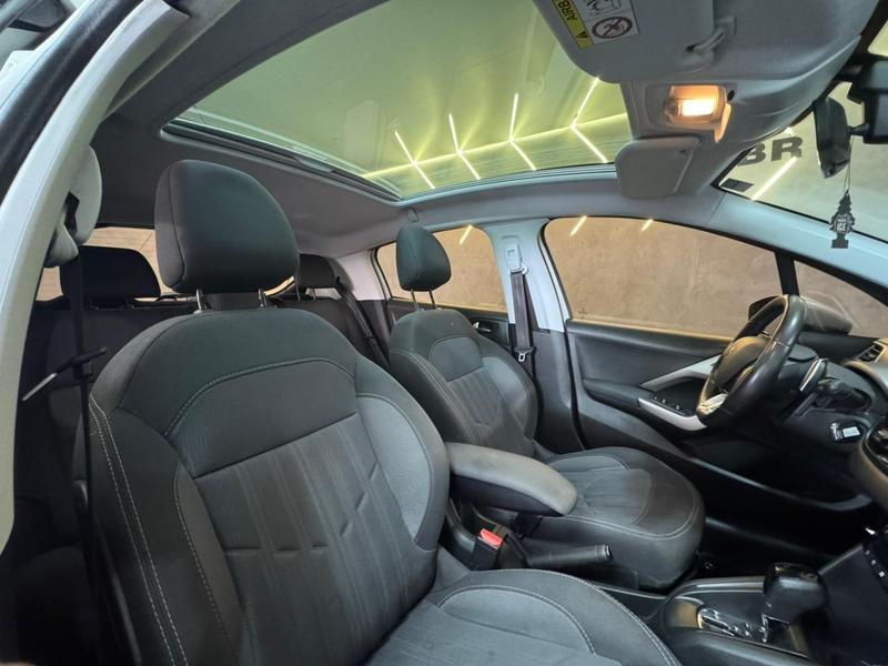 Peugeot 208 Griffe At - foto 5