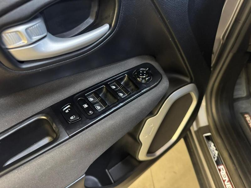 Jeep Renegade 1.8 Autom - foto 9