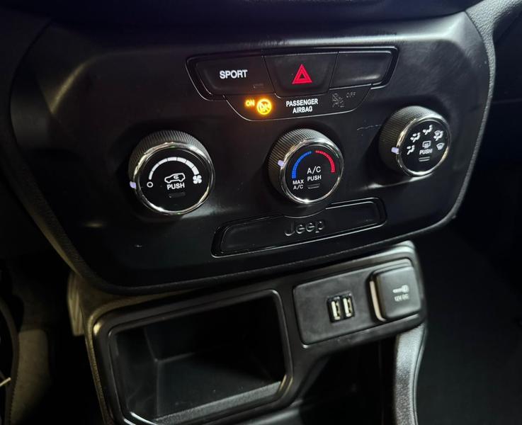 Jeep Renegade 1.8 Autom - foto 8