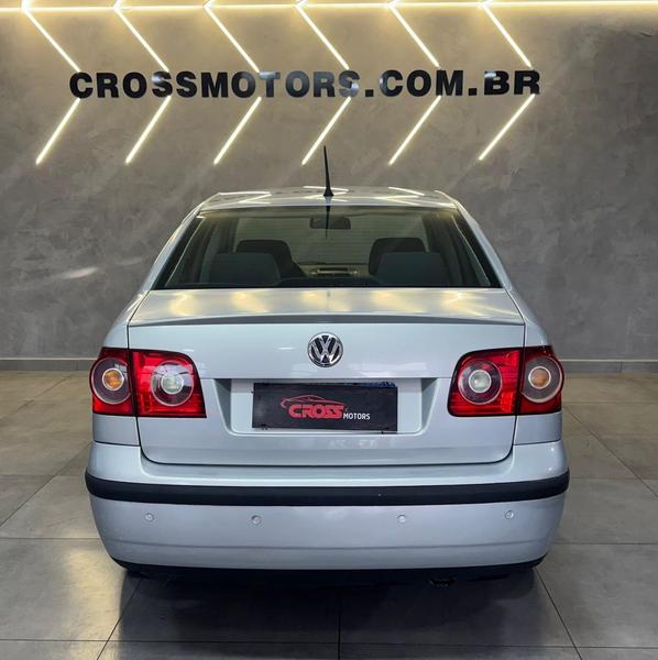 Volkswagen Polo Sedan 1.6 - foto 4