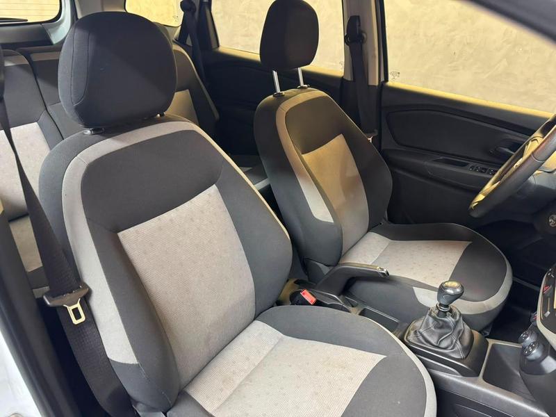 Chevrolet Spin 18l Mt Ls E - foto 12
