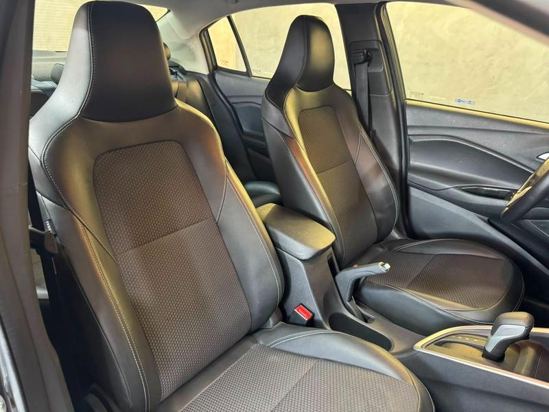 Chevrolet Onix Plus 10tat LTZ - foto 8