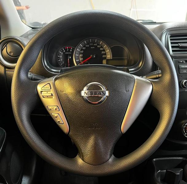 Nissan Versa 1.0 12V Flexstart 4P Mec. - foto 6
