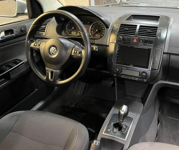 Volkswagen Polo Sedan 1.6 Mi Total Flex 8V 4P - foto 5
