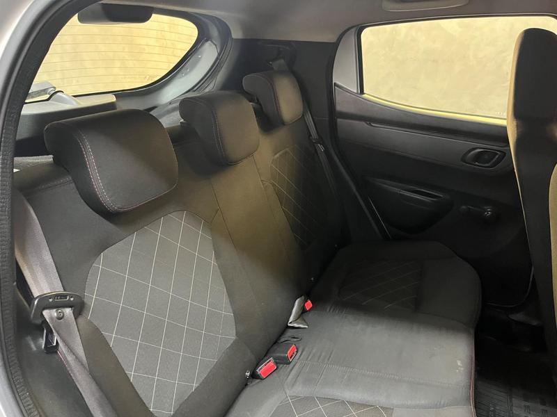 Renault Kwid Zen 1.0 Flex 12V 5P Mec. - foto 9