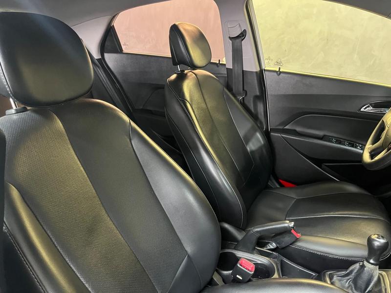 Hyundai HB20 1.0 Comfort - foto 11