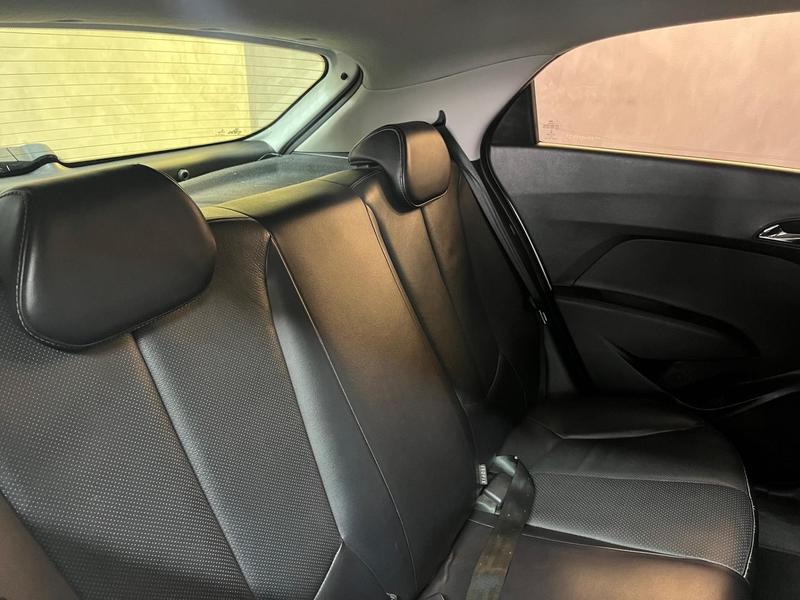Hyundai HB20 1.0 Comfort - foto 12
