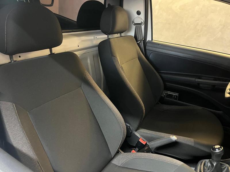 Volkswagen Saveiro 1.6 Cs Robust 8V Flex 2P Manual - foto 5