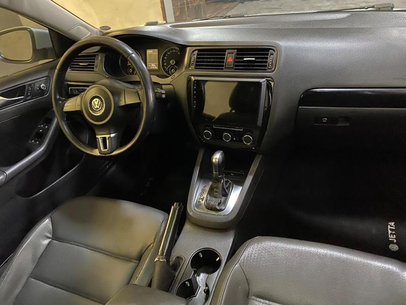 Volkswagen Jetta 2.0 - foto 5