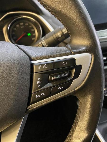 Chevrolet Onix Plus Plus LTZ 1.0 12V Tb Flex Aut. - foto 8