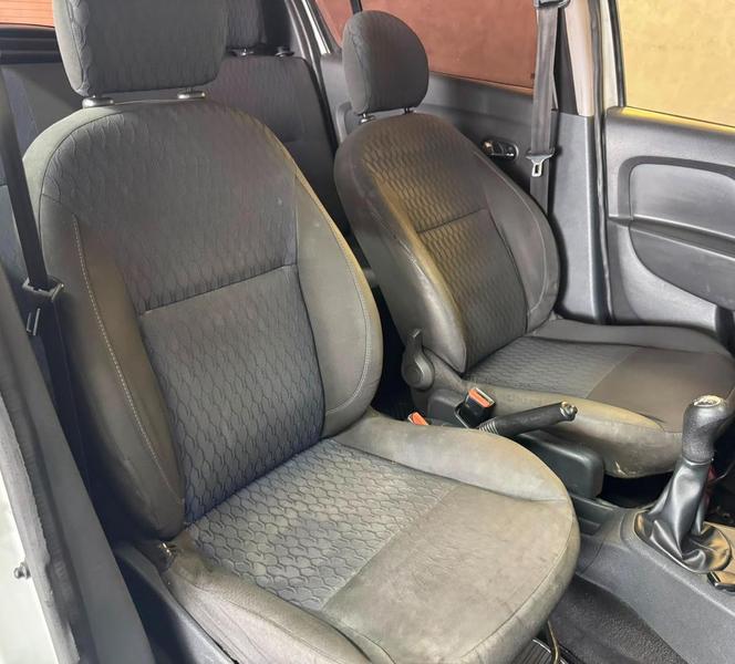Renault Sandero Expr 1.0 - foto 13