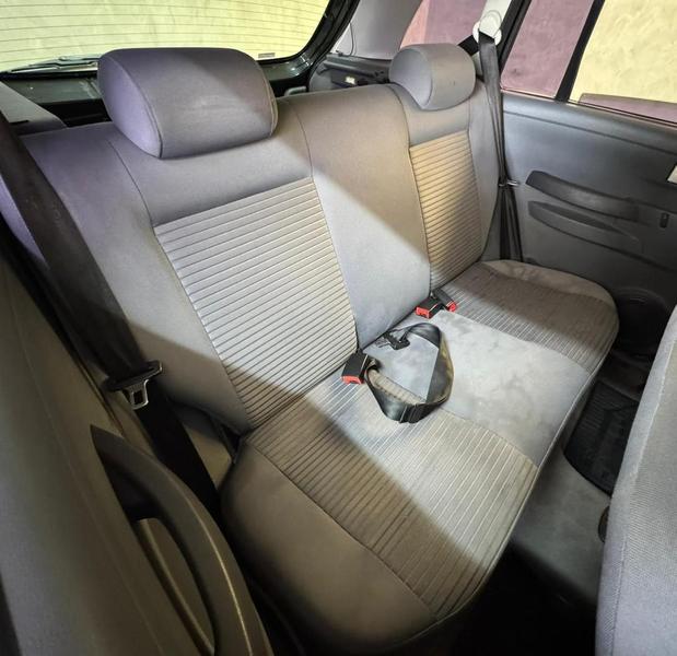 Volkswagen SpaceFox Comfort - foto 12