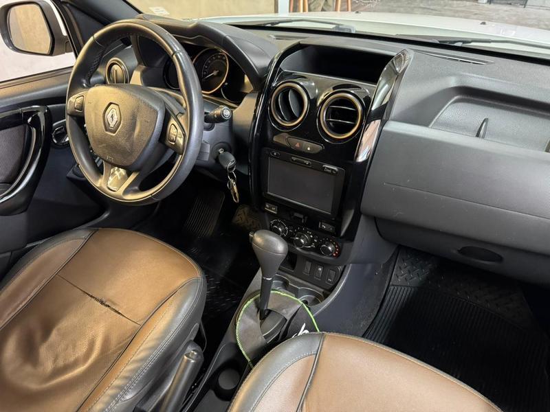 Renault Duster 2.0 D 4x2a - foto 6