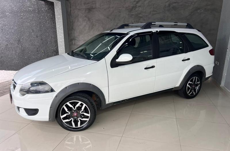 Fiat Palio 1.6 Trekking Weekend 16V Flex 4P Manual - foto 2
