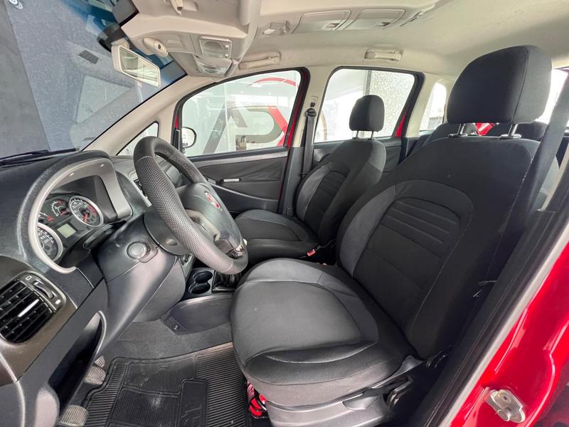 Fiat Idea Attractive 1.4 8V Flex Mec - foto 11
