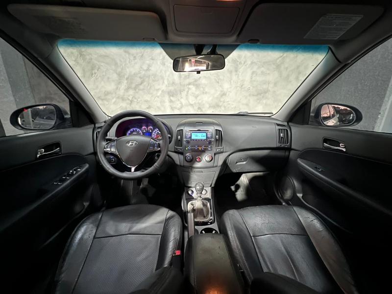 Hyundai i30 2.0 - foto 15