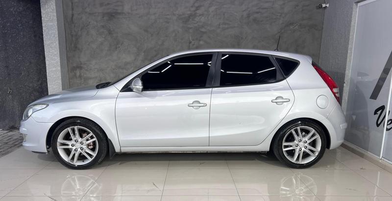 Hyundai i30 2.0 - foto 3