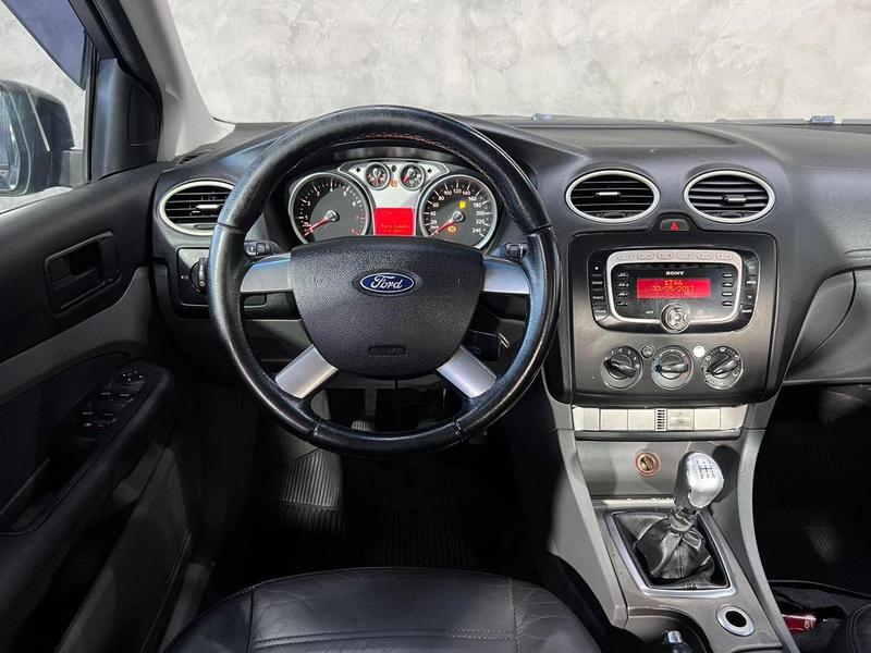 Ford Focus 20l Ha - foto 12