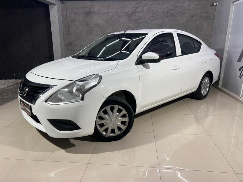 Nissan Versa 1.0 - foto 2