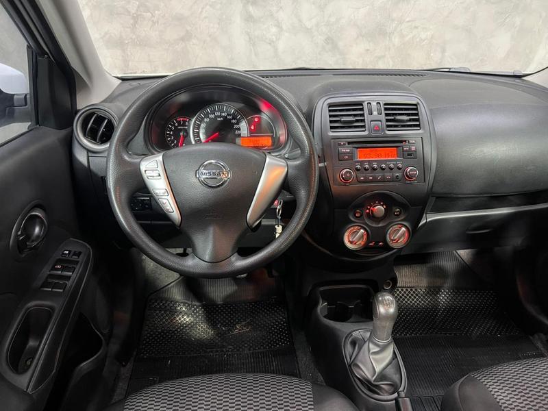 Nissan Versa 1.0 - foto 13