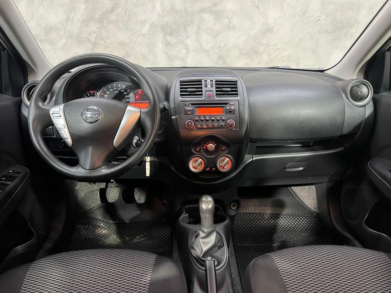Nissan Versa 1.0 - foto 14